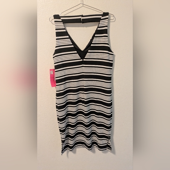 Betsey Johnson Black and White Bodycon Midi Dress - Picture 3 of 8